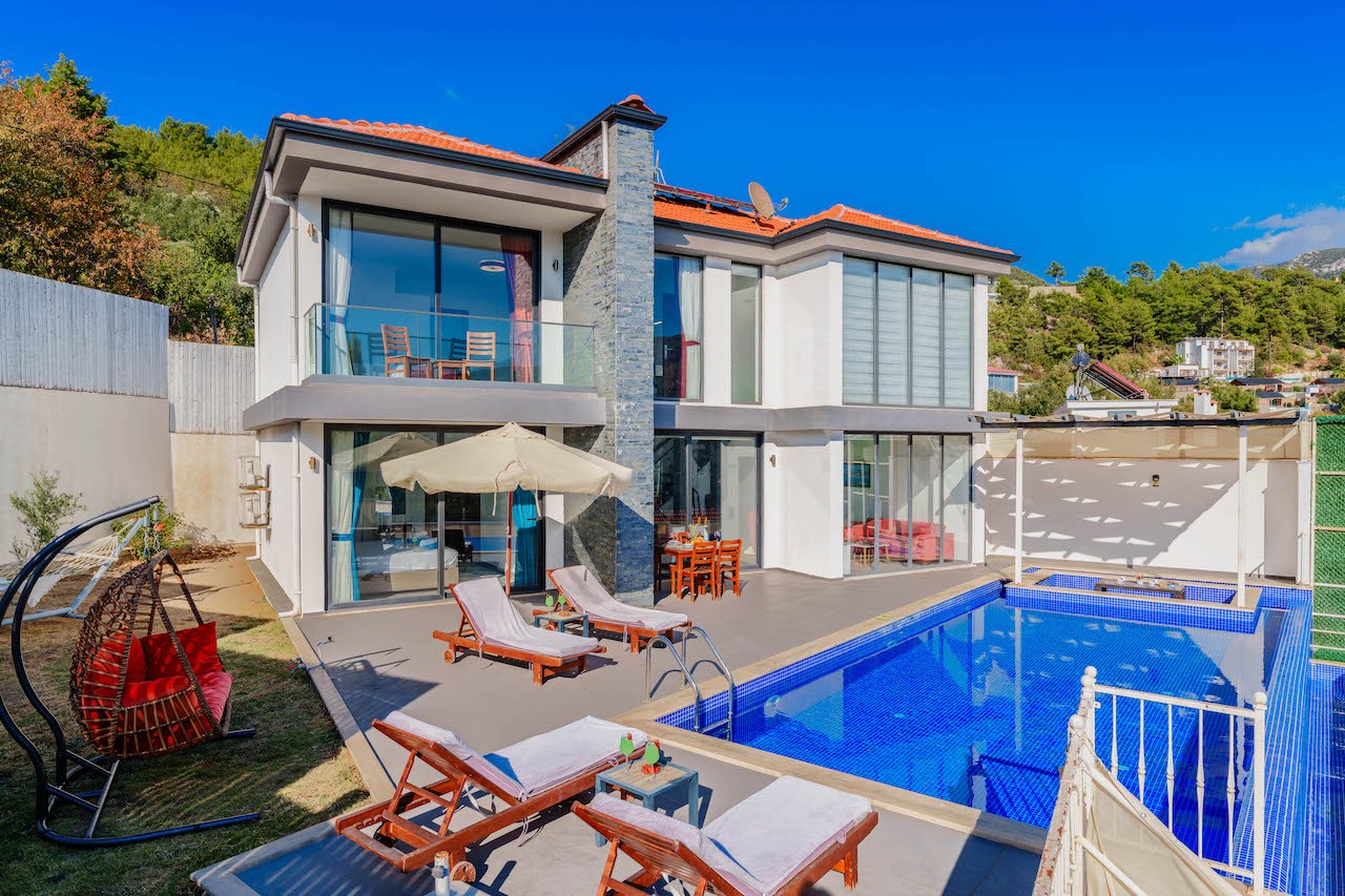 Villa Ustali