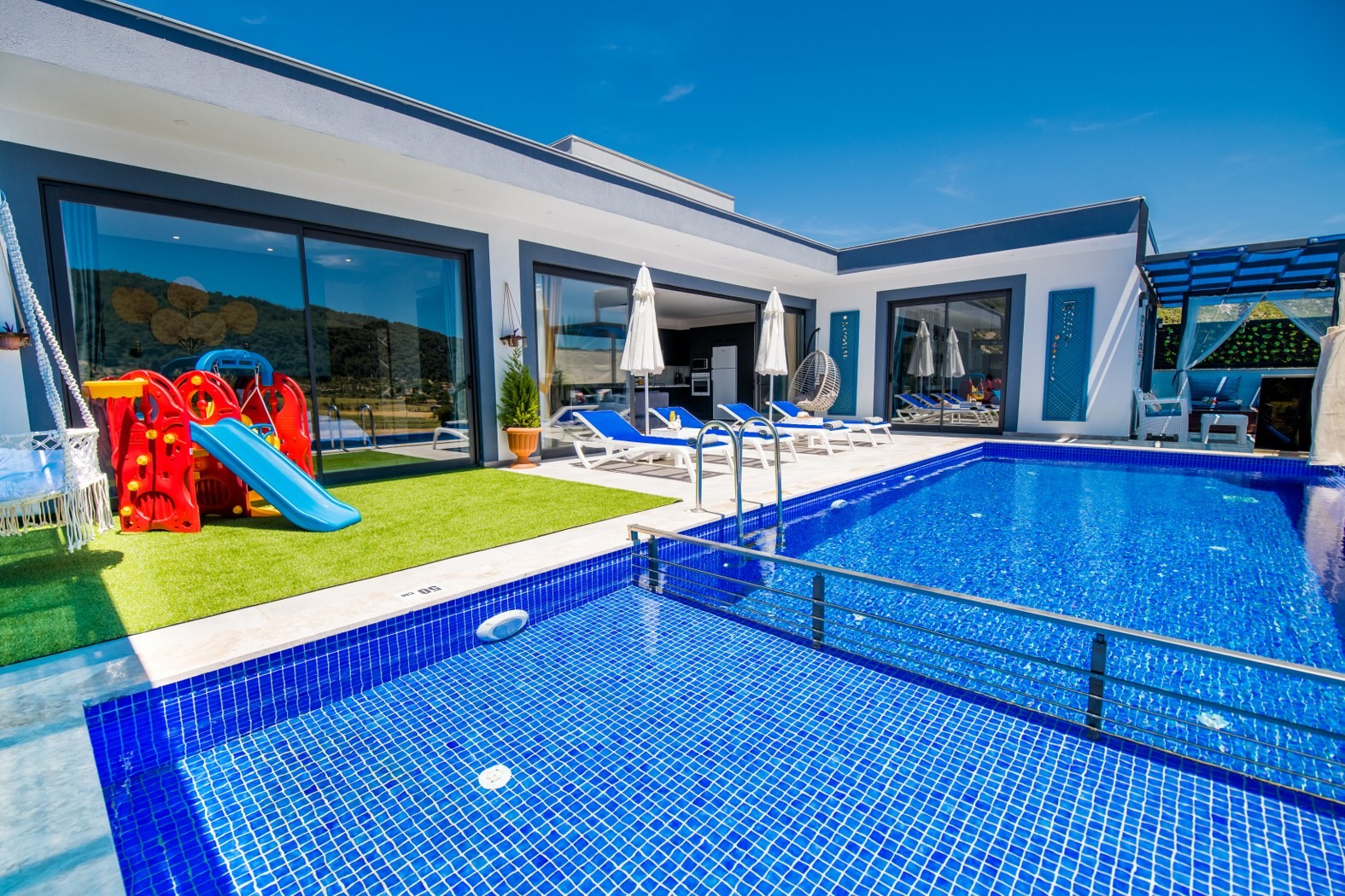 Villa Lavinya 