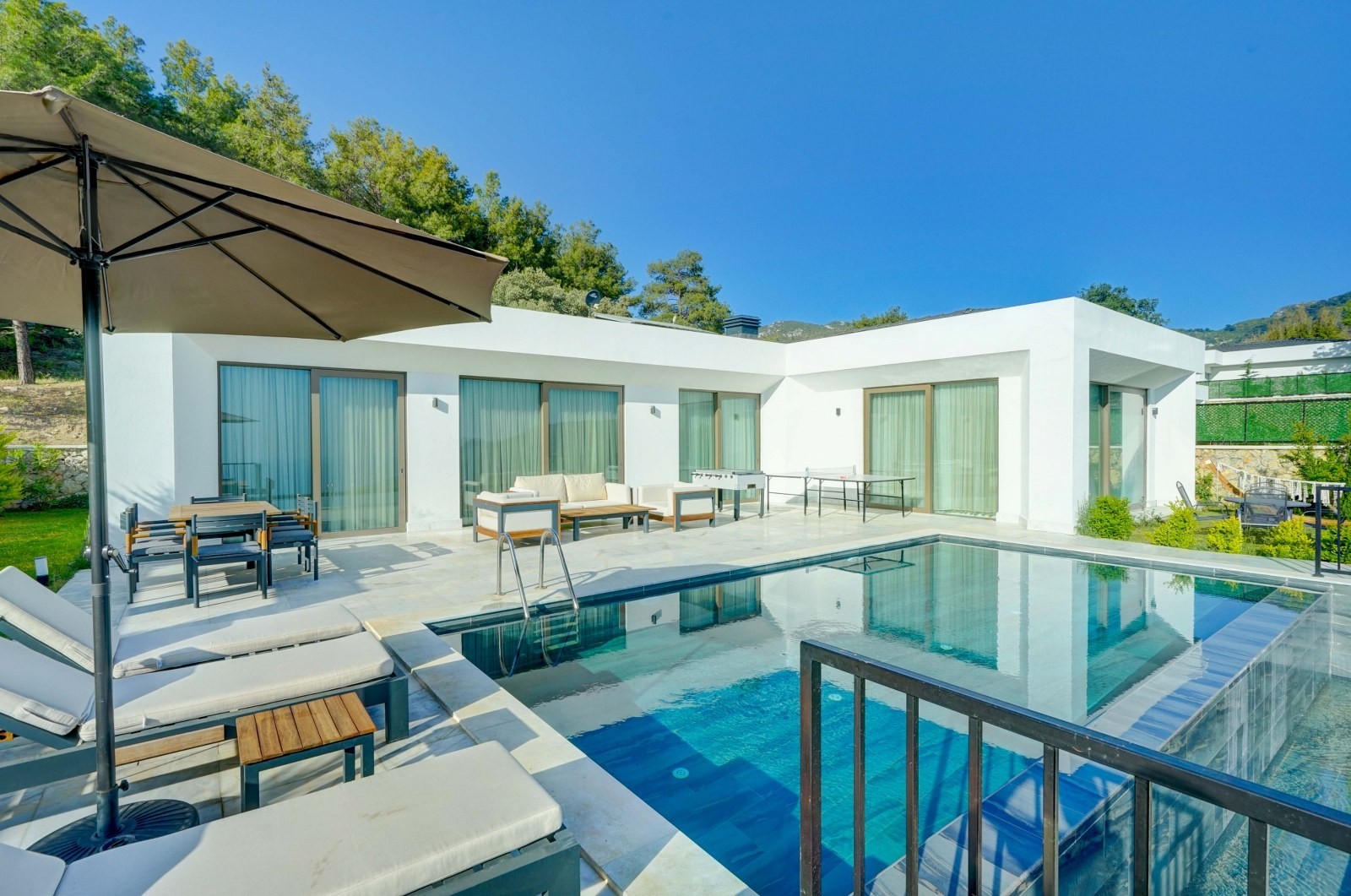 Villa Planet 1