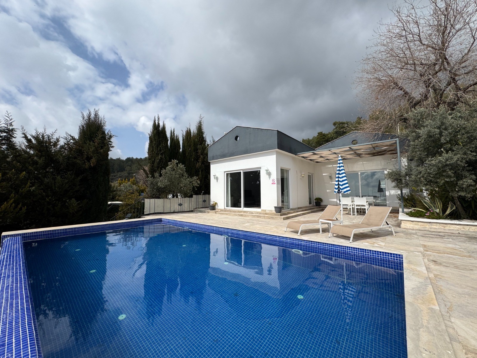 Villa Saklı Ev